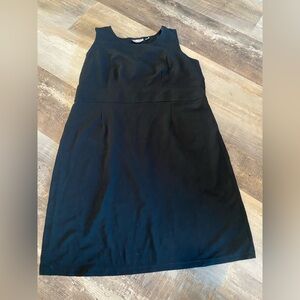 Avenue Classic Black Midi Dress